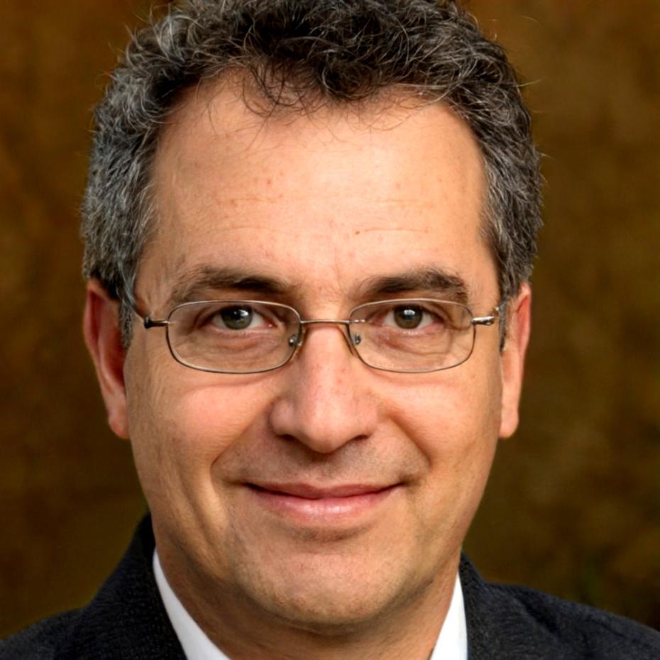 Портрет викладача Андрія Мельника